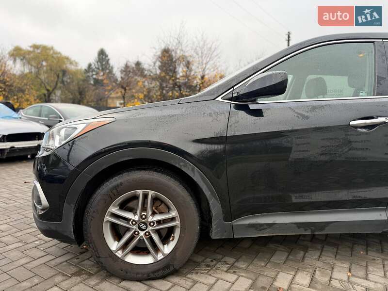 Внедорожник / Кроссовер Hyundai Santa FE 2017 в Луцке