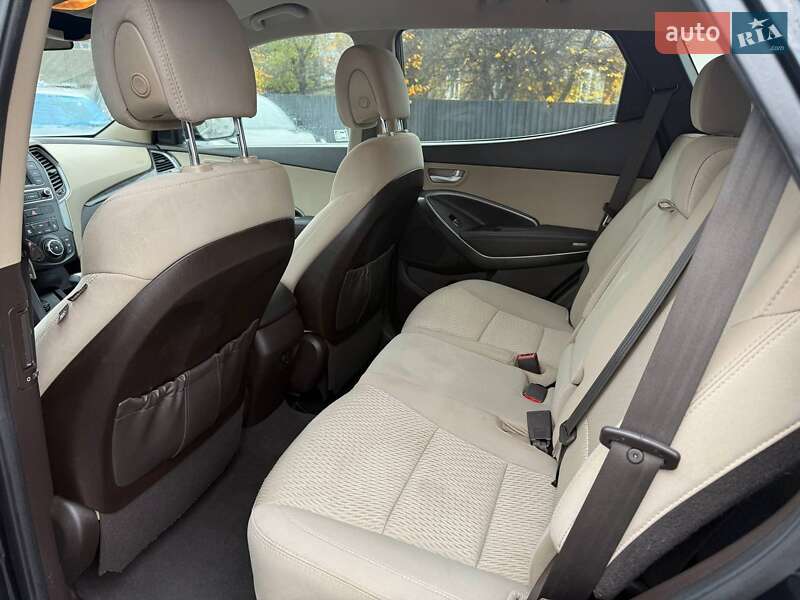 Внедорожник / Кроссовер Hyundai Santa FE 2017 в Луцке