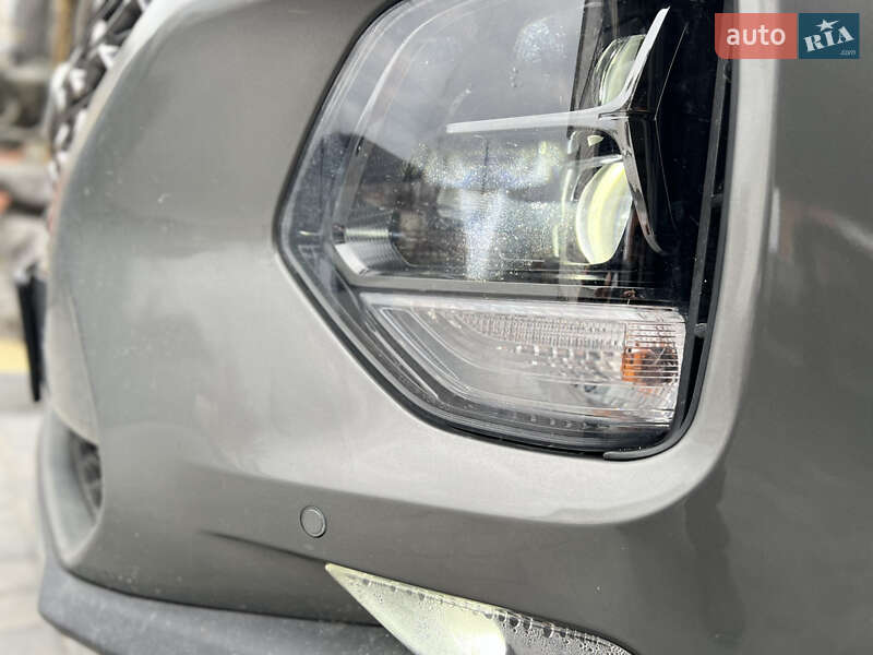 Внедорожник / Кроссовер Hyundai Santa FE 2019 в Виннице