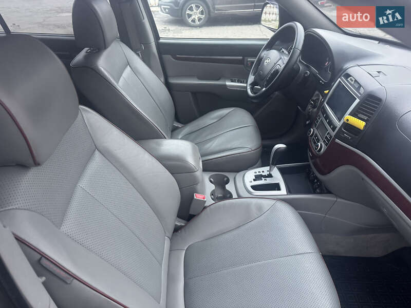 Внедорожник / Кроссовер Hyundai Santa FE 2008 в Лубнах