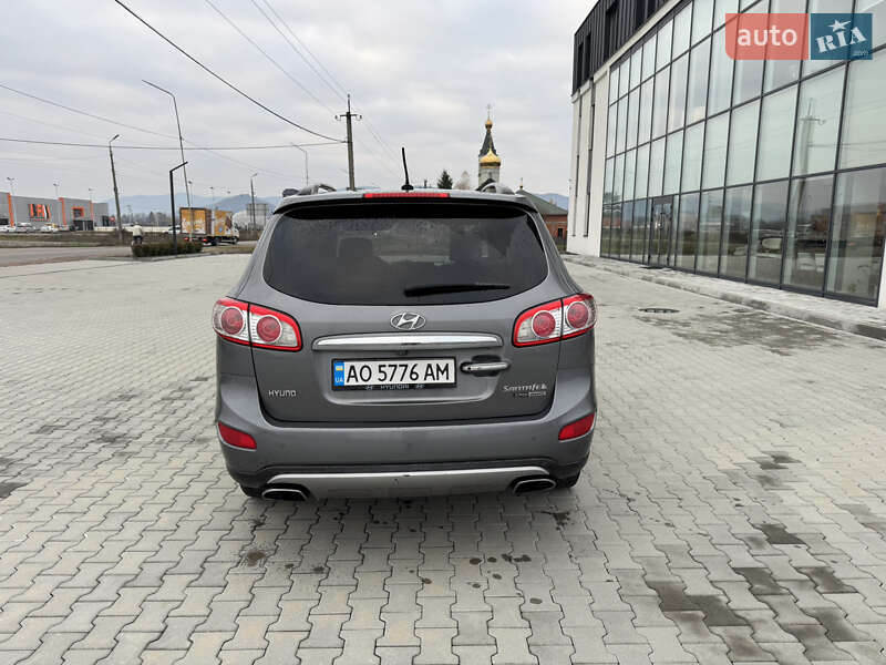 Внедорожник / Кроссовер Hyundai Santa FE 2012 в Хусте фото 2 Внедорожник / Кроссовер Hyundai Santa FE 2012 в Хусте