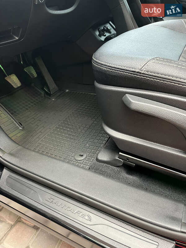 Позашляховик / Кросовер Hyundai Santa FE 2013 в Магдалинівці