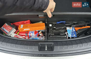 Внедорожник / Кроссовер Hyundai Santa FE 2012 в Киеве