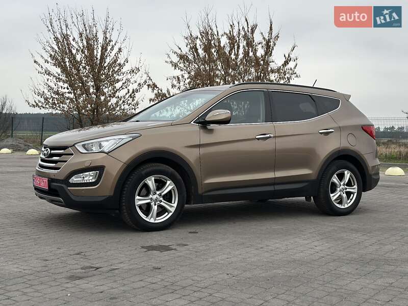 Внедорожник / Кроссовер Hyundai Santa FE 2013 в Радивилове
