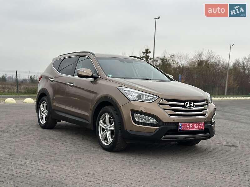 Внедорожник / Кроссовер Hyundai Santa FE 2013 в Радивилове