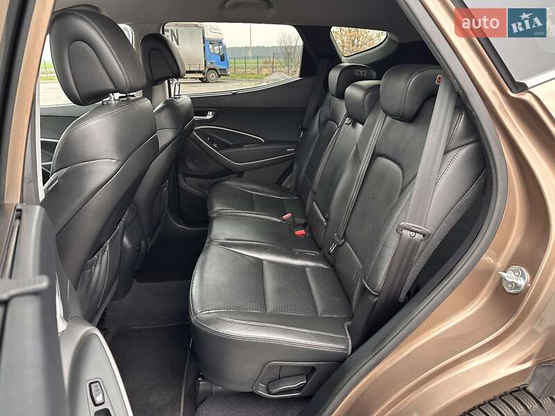 Внедорожник / Кроссовер Hyundai Santa FE 2013 в Радивилове