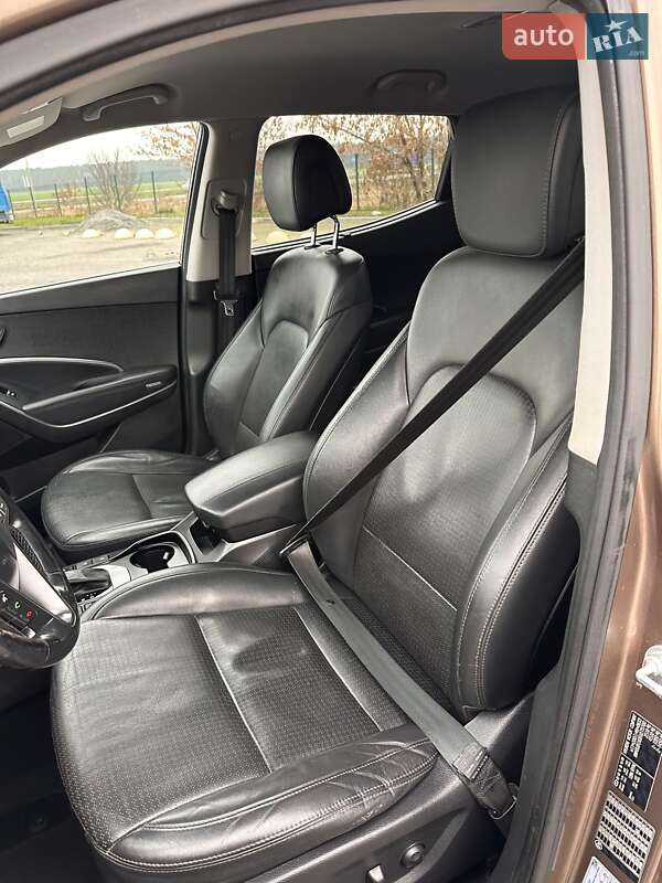 Внедорожник / Кроссовер Hyundai Santa FE 2013 в Радивилове