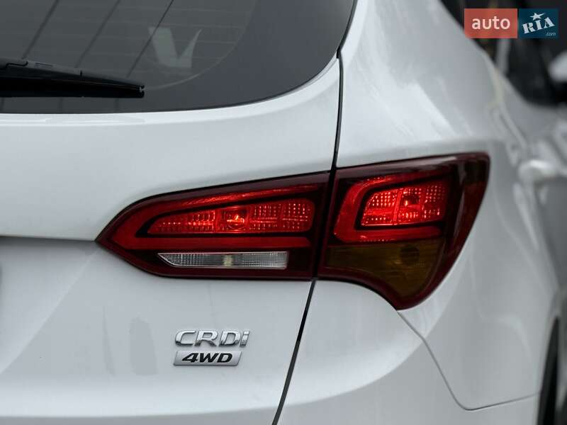 Внедорожник / Кроссовер Hyundai Santa FE 2017 в Виннице