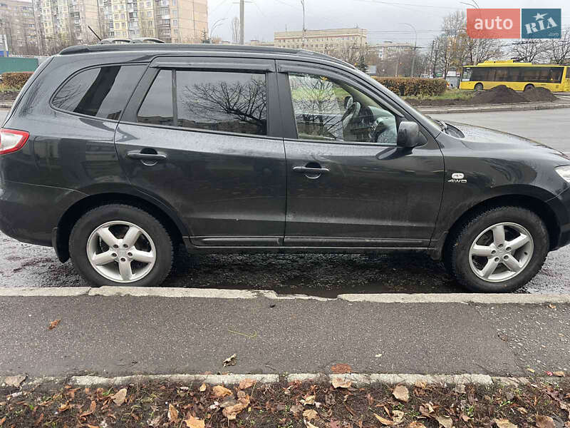 Внедорожник / Кроссовер Hyundai Santa FE 2006 в Киеве