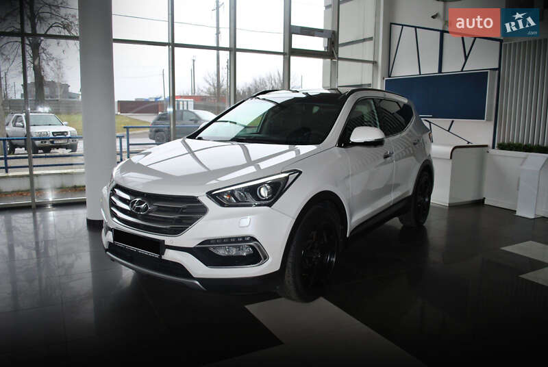 Внедорожник / Кроссовер Hyundai Santa FE 2017 в Ровно