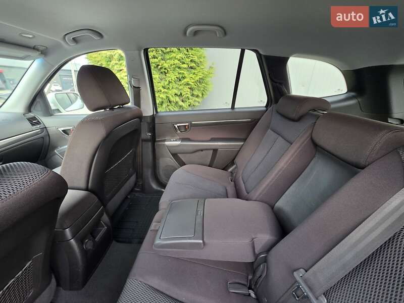 Внедорожник / Кроссовер Hyundai Santa FE 2011 в Ивано-Франковске