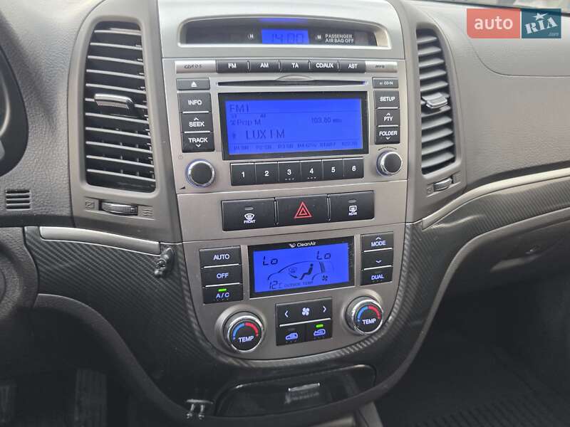 Внедорожник / Кроссовер Hyundai Santa FE 2011 в Ивано-Франковске