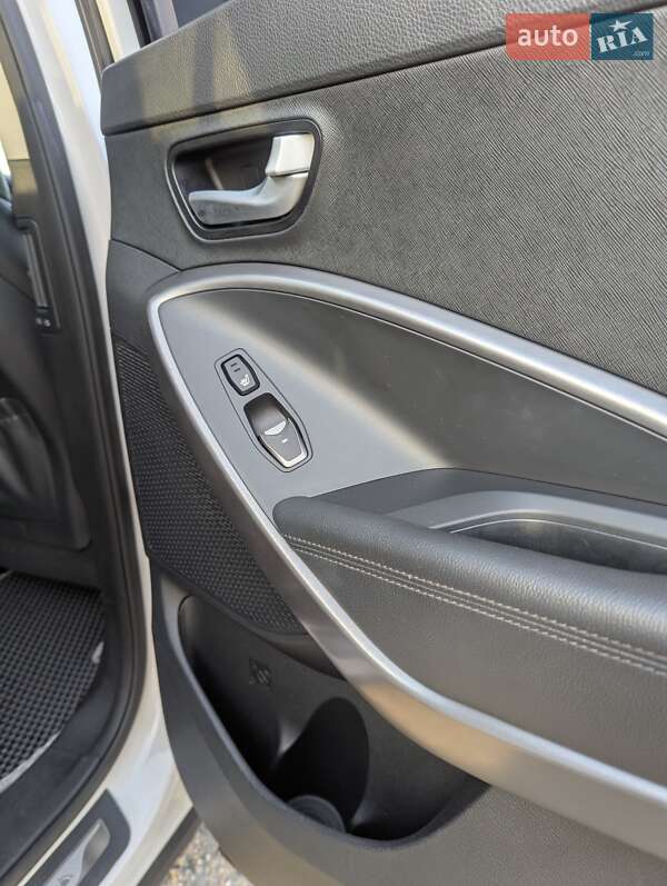 Внедорожник / Кроссовер Hyundai Santa FE 2014 в Киеве фото 33 Внедорожник / Кроссовер Hyundai Santa FE 2014 в Киеве