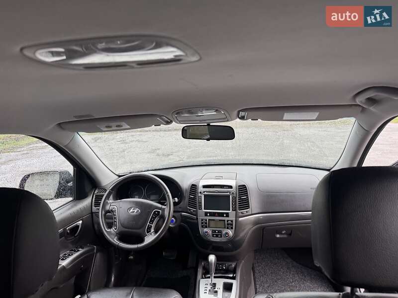 Внедорожник / Кроссовер Hyundai Santa FE 2011 в Киеве