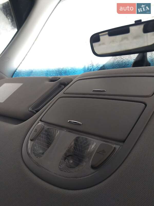 Внедорожник / Кроссовер Hyundai Santa FE 2011 в Киеве