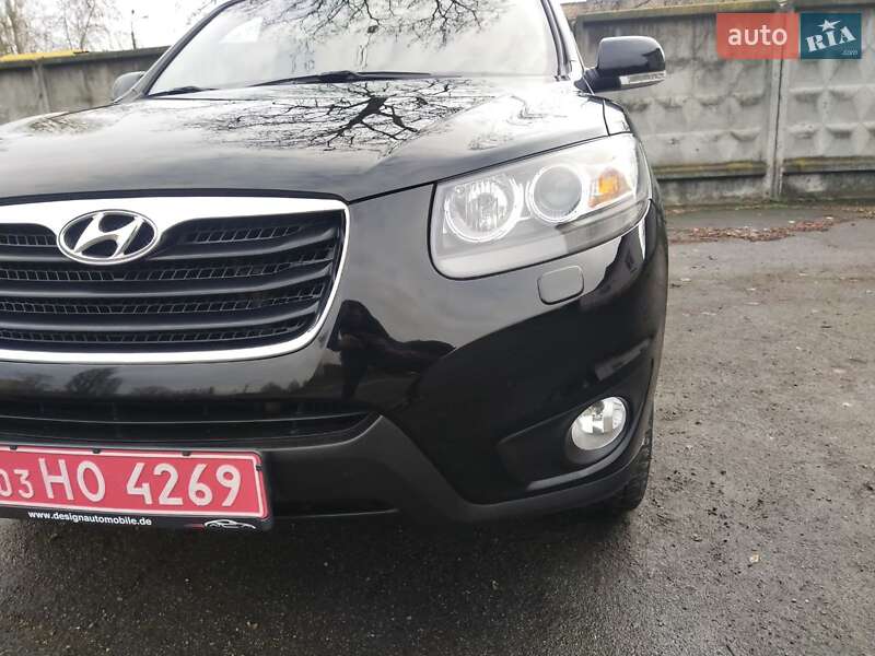Внедорожник / Кроссовер Hyundai Santa FE 2011 в Киеве