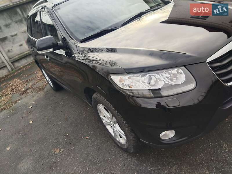 Внедорожник / Кроссовер Hyundai Santa FE 2011 в Киеве