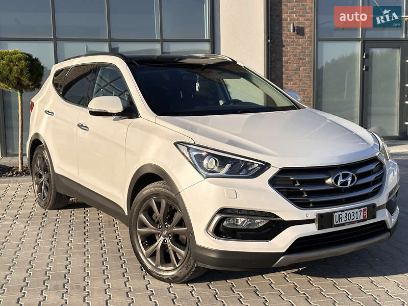 Внедорожник / Кроссовер Hyundai Santa FE 2016 в Тернополе