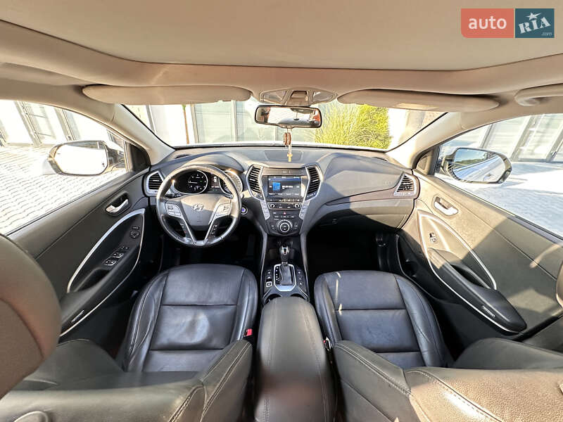 Внедорожник / Кроссовер Hyundai Santa FE 2016 в Тернополе