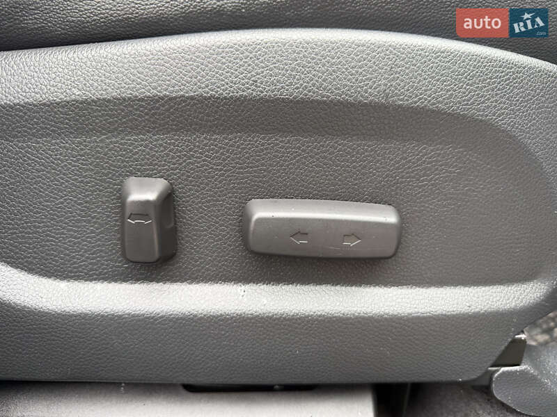 Внедорожник / Кроссовер Hyundai Santa FE 2013 в Дубно фото 22 Внедорожник / Кроссовер Hyundai Santa FE 2013 в Дубно