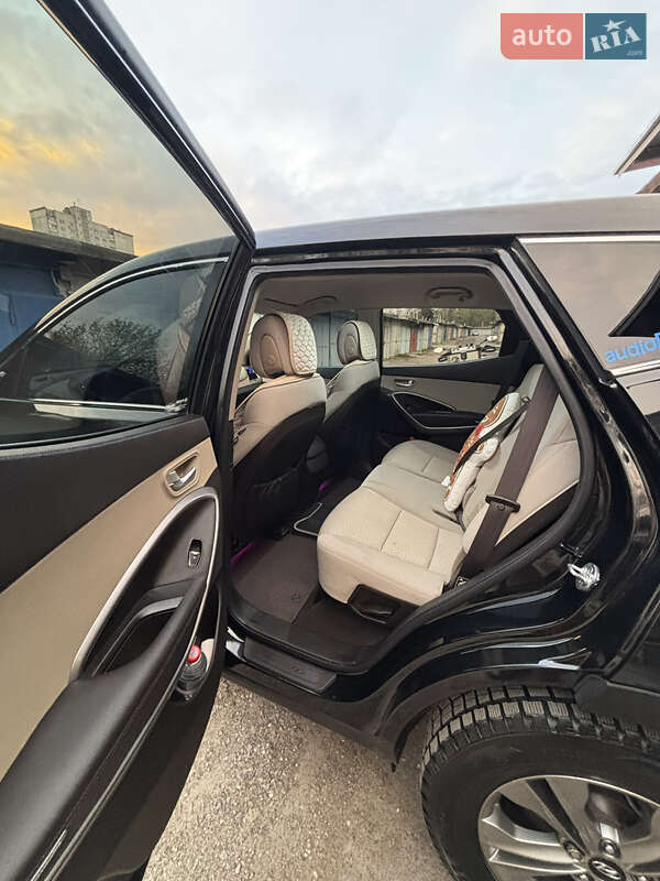 Внедорожник / Кроссовер Hyundai Santa FE 2015 в Харькове