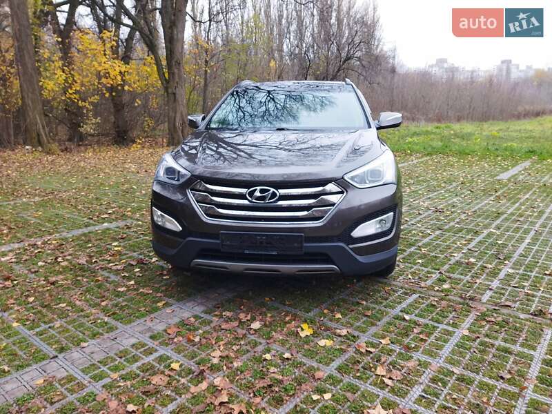 Внедорожник / Кроссовер Hyundai Santa FE 2014 в Киеве фото Внедорожник / Кроссовер Hyundai Santa FE 2014 в Киеве