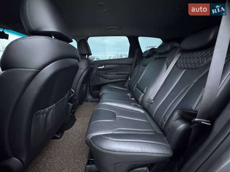 Внедорожник / Кроссовер Hyundai Santa FE 2018 в Киеве