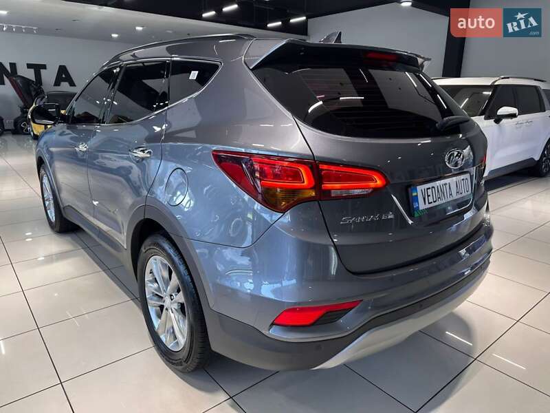 Внедорожник / Кроссовер Hyundai Santa FE 2015 в Одессе
