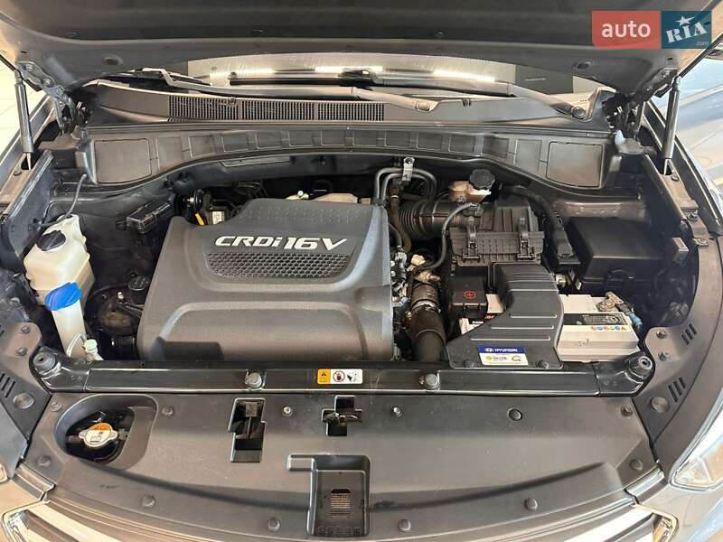 Внедорожник / Кроссовер Hyundai Santa FE 2015 в Одессе