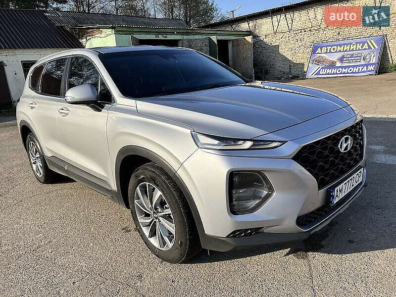 Внедорожник / Кроссовер Hyundai Santa FE 2018 в Одессе
