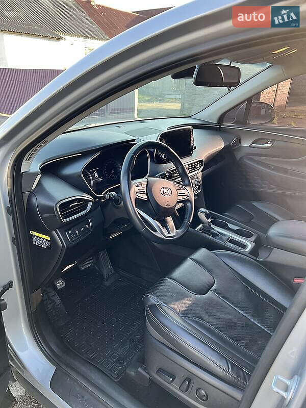 Внедорожник / Кроссовер Hyundai Santa FE 2018 в Одессе