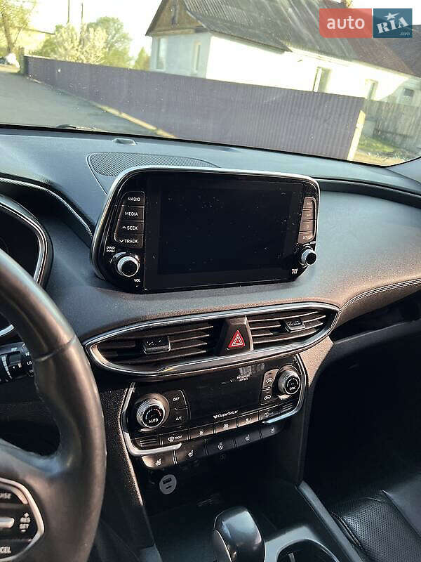 Внедорожник / Кроссовер Hyundai Santa FE 2018 в Одессе