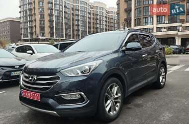 Внедорожник / Кроссовер Hyundai Santa FE 2016 в Киеве