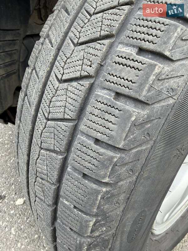 Внедорожник / Кроссовер Hyundai Santa FE 2012 в Краматорске