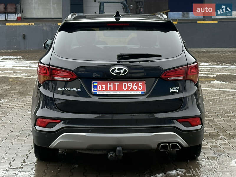 Внедорожник / Кроссовер Hyundai Santa FE 2016 в Ровно