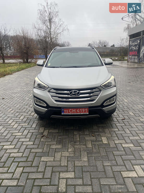 Внедорожник / Кроссовер Hyundai Santa FE 2014 в Немирове