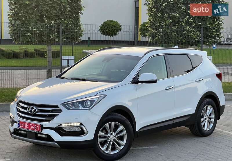 Позашляховик / Кросовер Hyundai Santa FE 2015 в Березному