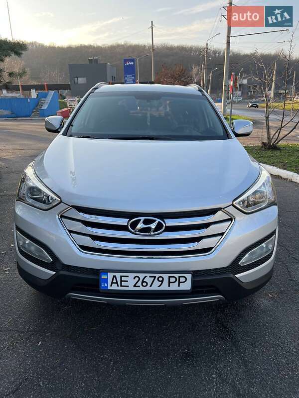 Внедорожник / Кроссовер Hyundai Santa FE 2014 в Полтаве