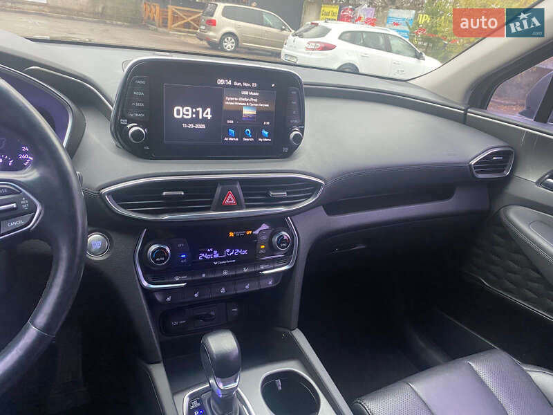 Внедорожник / Кроссовер Hyundai Santa FE 2019 в Конотопе