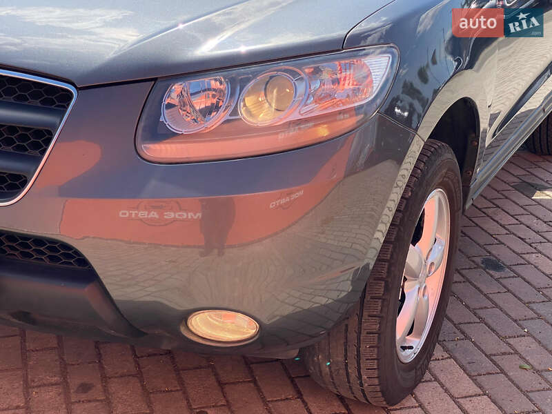 Внедорожник / Кроссовер Hyundai Santa FE 2009 в Ровно