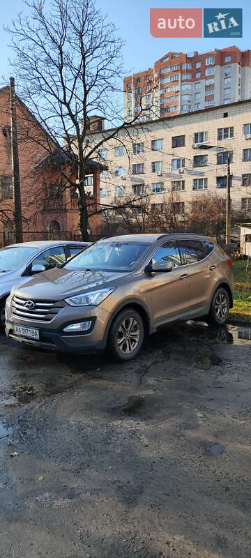 Внедорожник / Кроссовер Hyundai Santa FE 2012 в Киеве
