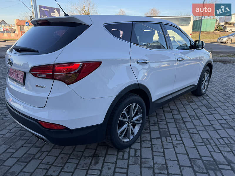 Внедорожник / Кроссовер Hyundai Santa FE 2012 в Ивано-Франковске