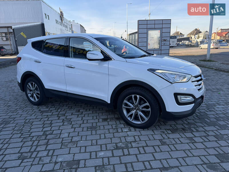 Внедорожник / Кроссовер Hyundai Santa FE 2012 в Ивано-Франковске