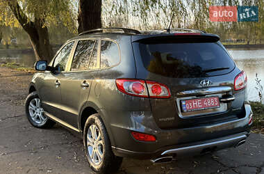 Позашляховик / Кросовер Hyundai Santa FE 2012 в Рівному