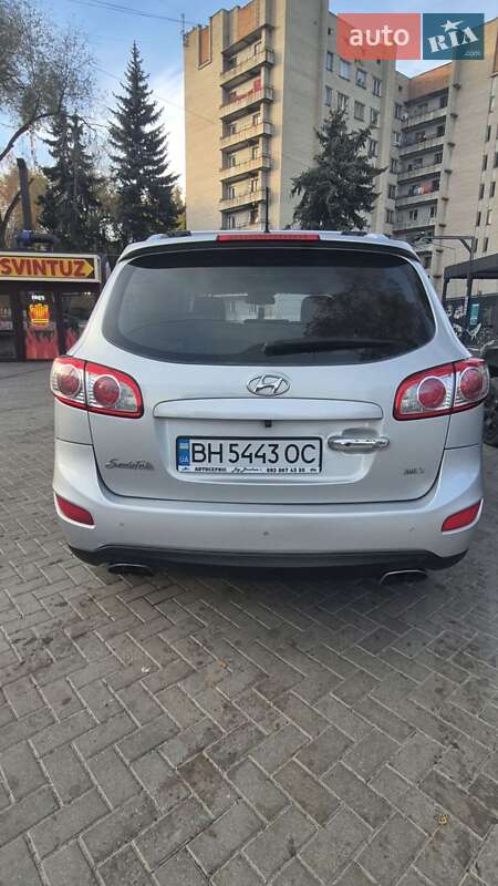 Внедорожник / Кроссовер Hyundai Santa FE 2010 в Запорожье