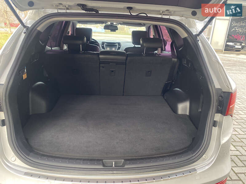 Внедорожник / Кроссовер Hyundai Santa FE 2014 в Немирове