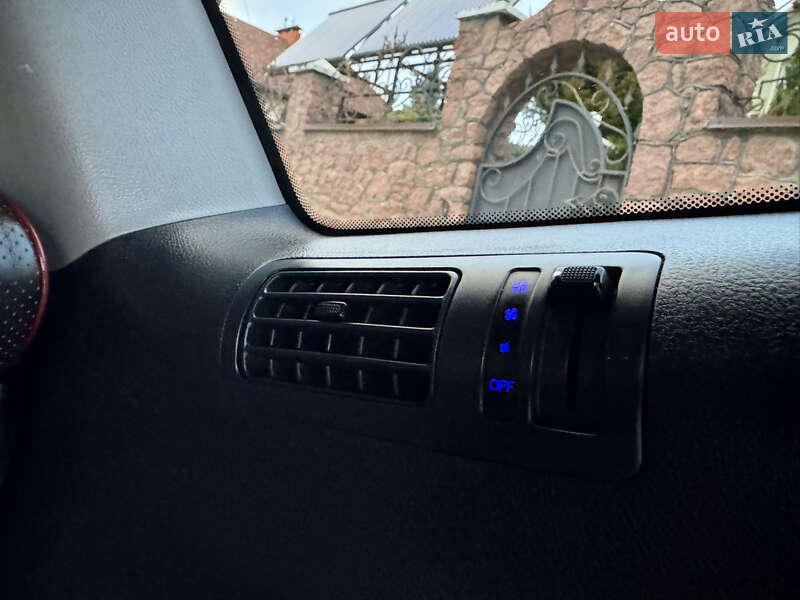 Внедорожник / Кроссовер Hyundai Santa FE 2007 в Хмельницком