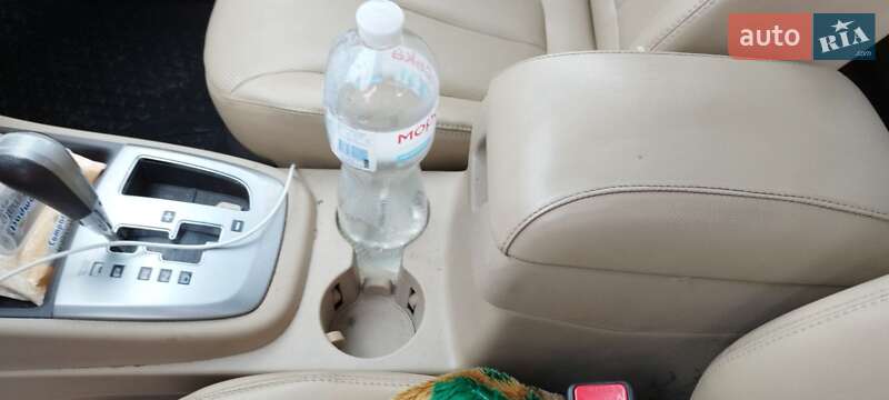 Внедорожник / Кроссовер Hyundai Santa FE 2011 в Харькове
