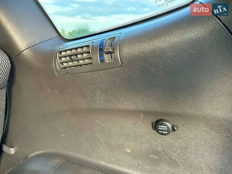 Внедорожник / Кроссовер Hyundai Santa FE 2012 в Киеве фото 11 Внедорожник / Кроссовер Hyundai Santa FE 2012 в Киеве