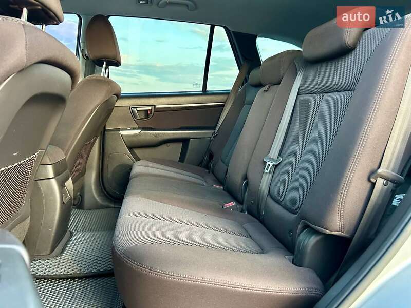 Внедорожник / Кроссовер Hyundai Santa FE 2012 в Киеве фото 23 Внедорожник / Кроссовер Hyundai Santa FE 2012 в Киеве